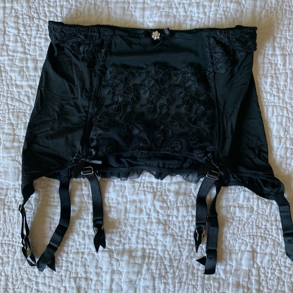 VS Sexy Garter Belt 🖤
